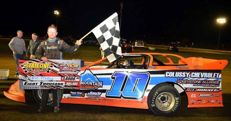 Jared Miley in Victory Lane after winning the $8,000 Jim Scott Birthday Bash at Stateline Speedway. (Jimmy Porter Photography)